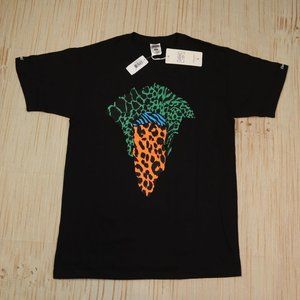 Crooks & castles t-shirt Medium size black color / bandana graphic tee